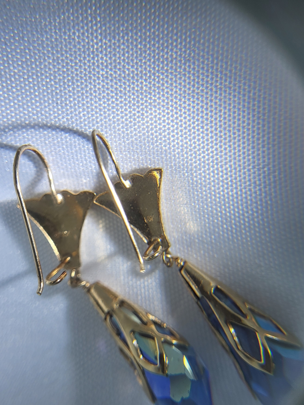 Vintage Solid 14k Blue Crystal Teardrop Earrings Elegant No Scrap 4.4g - Picture 5 of 13